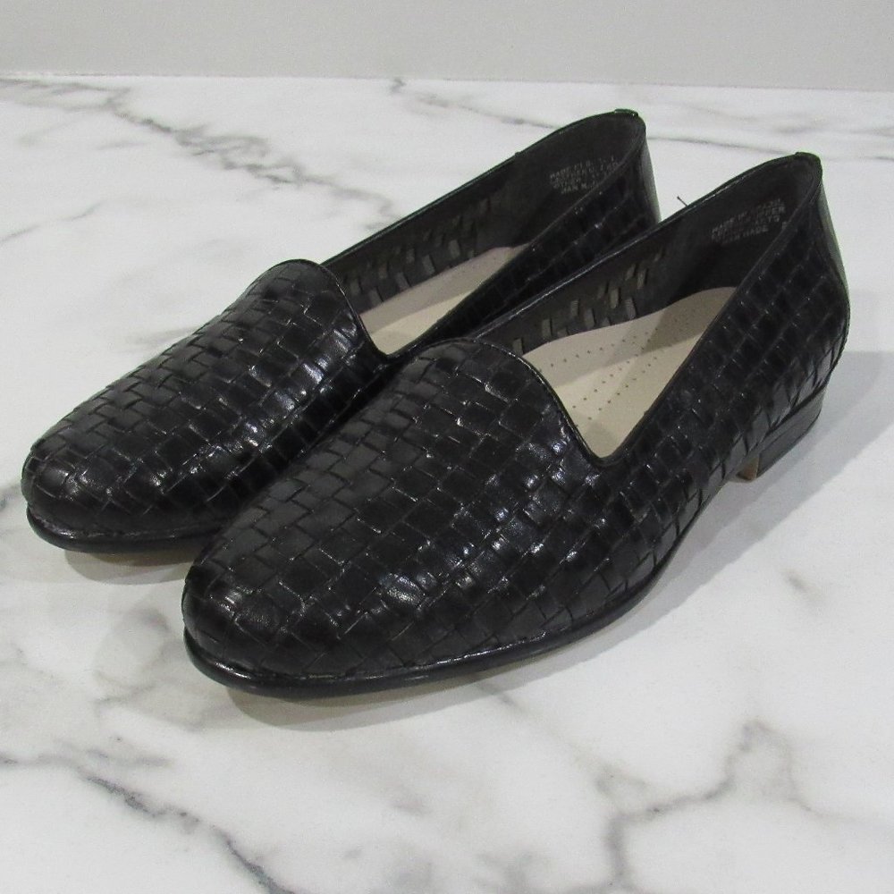 Trotters Black Woven Leather Liz Slip-On Loafers size 6